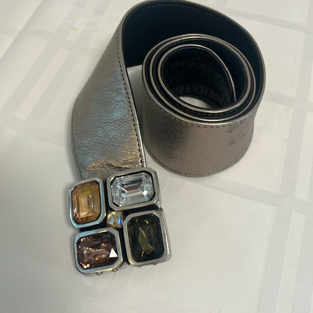 Connie Bates Farenheight leather belt. never worn, Crystal buckle nwot